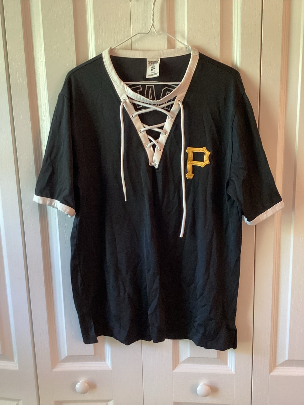 Victoria's Secret PINK Pittsburgh Pirates MBL Jersey Size Small - IEC